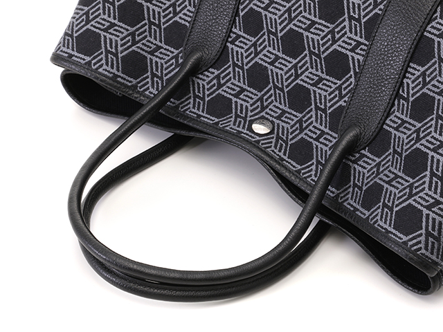 HERMES ネイビー トートバッグ ネイビー（紺）系 HERMES(エルメス) トートバッグ(レディース