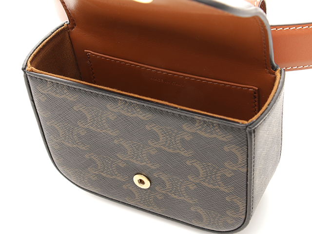スピード配送◆送込【CELINE】トリオンフ*ベルトバッグ ベルトバッグ / トリオンフのエンボス加工入りカーフスキン