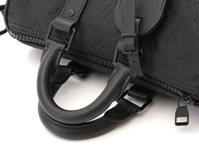 LOUIS VUITTON　ルイヴィトン　バッグ　キーポル・バンドリエール２５　トリヨンレザー　ノワール　M20900　2147100560930　【437】