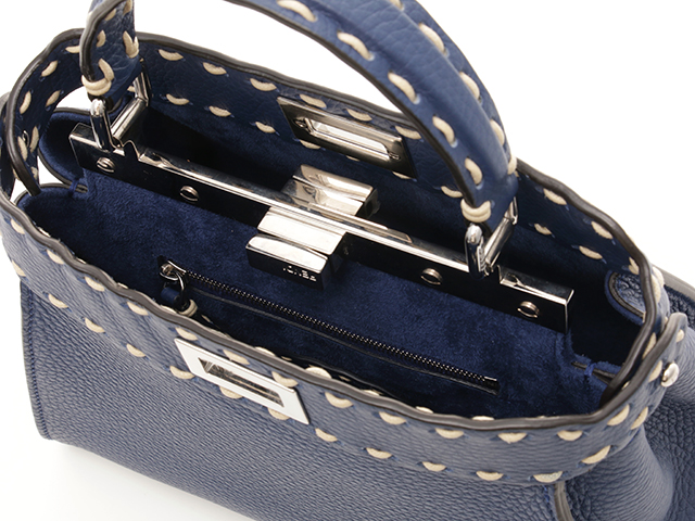 フェンディ ピーカブー セレリア チャーム付き フェンディ ピーカブー セレリア チャーム付き FENDI/フェンディ