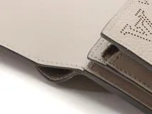 LOUIS VUITTON　ルイ・ヴィトン　ポルトフォイユ・イリスコンパクト　マヒナ　ガレ　M62542　二つ折り財布【207】2147100581621