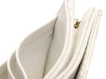 CHANEL　シャネル　マトラッセ　クラシックカードホルダー　ホワイト/ＧＰ　キャビアスキン　AP2570　2147100581997　【200】