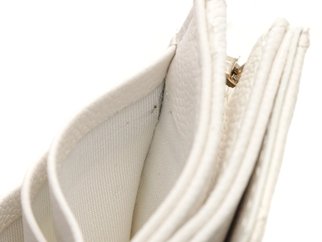 CHANEL　シャネル　マトラッセ　クラシックカードホルダー　ホワイト/ＧＰ　キャビアスキン　AP2570　2147100581997　【200】