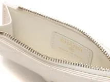 CHANEL　シャネル　マトラッセ　クラシックカードホルダー　ホワイト/ＧＰ　キャビアスキン　AP2570　2147100581997　【200】