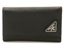 PRADA　プラダ　キーケース　6連　トライアングル　キーケース　ブラック　サフィアーノ【472】YI