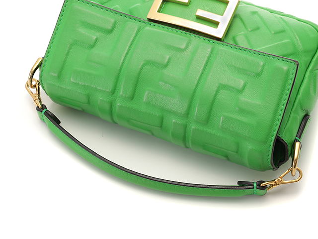 FENDI フェンディ ミニバゲット FFエンボス2WAYショルダー