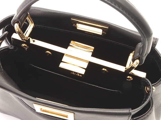 FENDI フェンディ バッグ ピーカブーXS スタービジュー ブラック