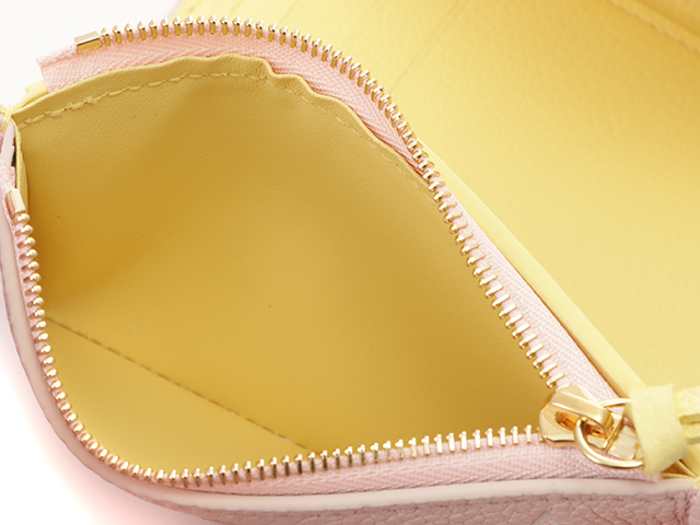 Louis Vuitton Pandantif LV Vault One GM 1PD Gold Q93808 K18