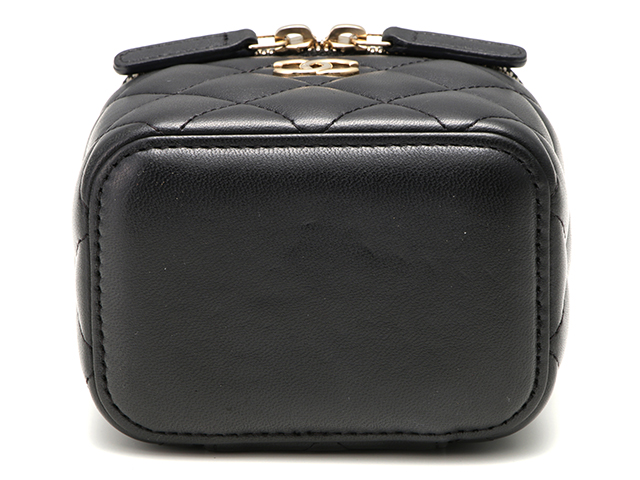 CHANEL シャネル マトラッセ ブラック スモールバニティケース