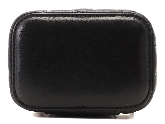 24B CHANEL CC_チェーンクラッチなバニティケース ラムスキン 24B CHANEL CC_チェーンクラッチなバニティケース ラムスキン