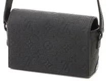 Louis Vuitton ルイ・ヴィトン スティーマー・ウェアラブル Louis Vuitton ルイ・ヴィトン スティーマー・ウェアラブル