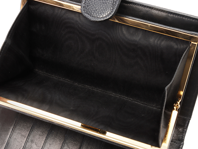 CHANEL シャネル ココマーク 二つ折りがま口長財布 ブラック/GP