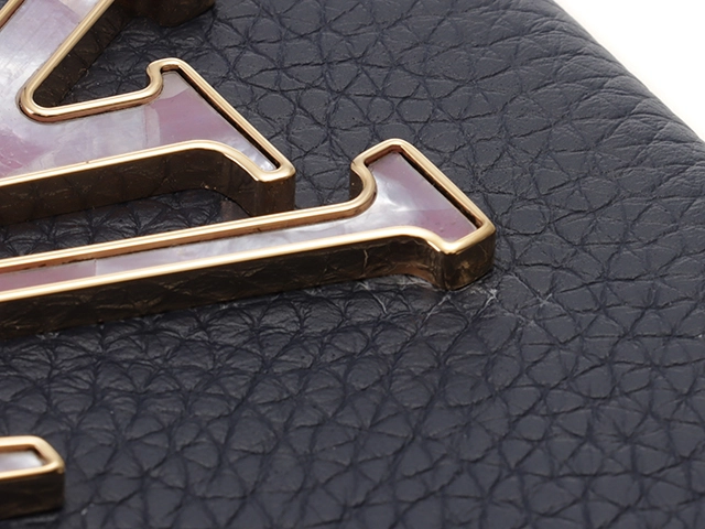 LOUIS VUITTON 　ルイ・ヴィトン　ポルトフォイユカプシーヌコンパクト　トリヨンレザー　ミッドナイトブル　M81674　三つ折り財布【431】2147200475912