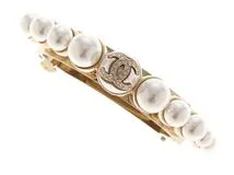 CHANEL パール✖️レザー　バレッタ CHANEL パール✖️レザーバレッタ