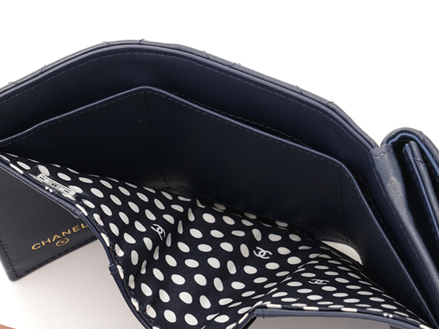 CHANEL シャネル スモール フラップ ウォレット ネイビー／GP