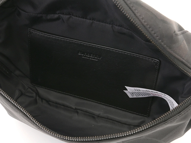 BURBERRY 　バーバリー  　SONNYソニー 　ボディバッグ 　ナイロン　ブラック 　メンズ　　8043707　　【436】　2147200505862