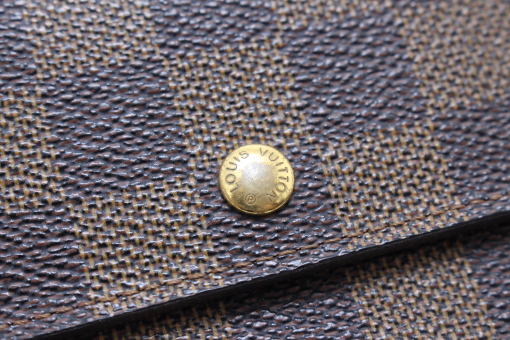 LOUIS VUITTON ルイ・ヴィトン ポルトトレゾール・エテュイパピエ パス