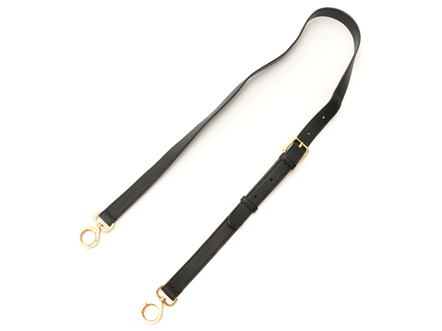 FENDI フェンディ ピーカブー エッセンシャリー ハンドバッグ