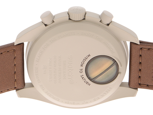 SWATCH スウォッチ 腕時計 OMEGA×SWATCH ムーンスウォッチ MISSION TO SATURN S033T100 ベージュ文字盤  バイオセラミック/ナイロン クォーツ【472】SJ の購入なら「質」の大黒屋（公式）