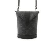 LOUIS VUITTON ルイヴィトン エンベロップ・ポーチ モノグラム