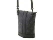 LOUIS VUITTON ルイヴィトン エンベロップ・ポーチ モノグラム