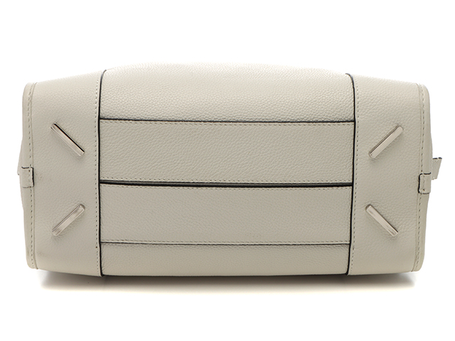 LOEWE ロエベ 2WAYバッグ アマソナ28 ホワイト カーフ 【471】L の購入