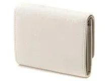 ルイヴィトン マヒナ ポルトフォイユイリス イヴォワール　オフホワイト 長財布 ルイヴィトンアンプラント ポルトフォイユサラ 14145