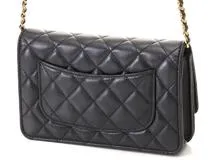 CHANEL ブラック マトラッセ シャネル ボーイシャネル マトラッセ フラップ 長財布 黒(ブラック