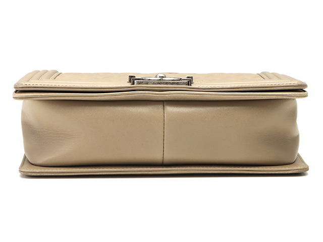 CHANEL シャネル ショルダーバッグ ボーイシャネル マトラッセ CHANEL シャネル ショルダーバッグ ボーイシャネル マトラッセ