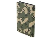 LOUIS VUITTON ルイヴィトン パスポートカバー クーヴェルテュール