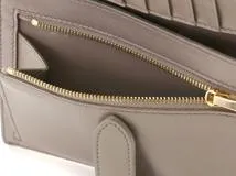 CELINE セリーヌ 財布 ミディアムストラップウォレット グレージュ カーフ 10B643BFP【472】YY