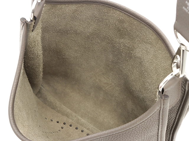 HERMES　 エルメス　エヴリンⅢPM　ナタ　シルバー金具　トリヨンクレマンス　C刻印　2018年　【430】2147200562780