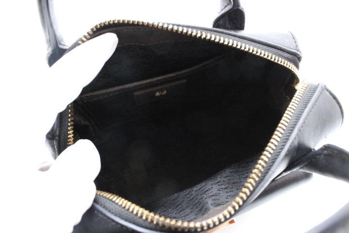 ANYA HINDMARCH アニヤ・ハインドマーチ 2wayショルダー バッグ レザー