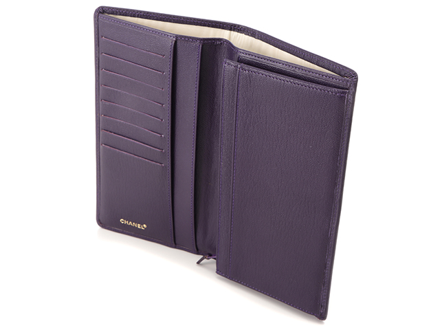 CHANEL 紫色 長財布 CHANEL シャネル 二つ折ZIP長財布 パープル GP レザー【431