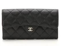 レア品　CHANEL 　三つ折り財布　財布　大型　クラシカルデザイン　長財布 CHANEL シャネル クラシックロングフラップ ウォレット 長財布