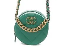 CHANEL シャネル バッグ 19チェーンクラッチ グリーン GP SV