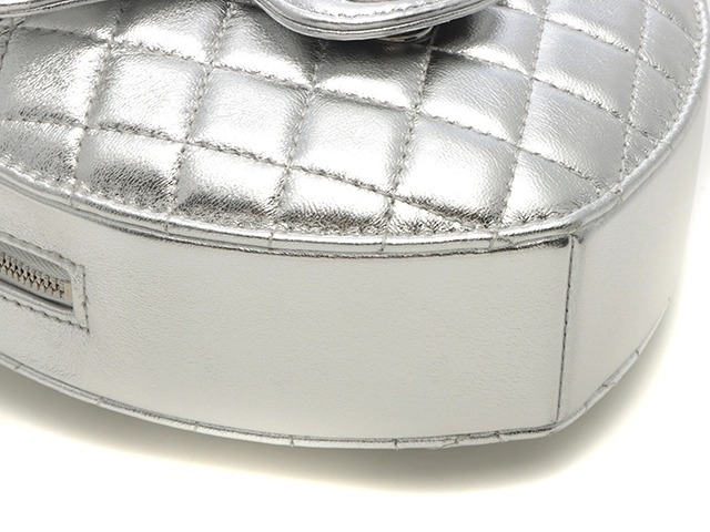 CHANEL　シャネル　マトラッセ　ハートシェイプショルダーバッグ　シルバー／ＳＶ　ラムスキン　【471】