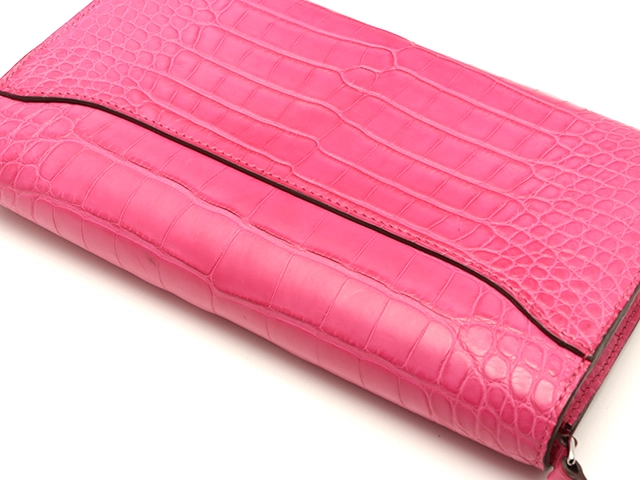 HERMES　エルメス　コンスタンス・トゥーゴー　ローズ　ショッキング　アリゲーターマット　シルバー金具　B刻印（2023年頃製造）【472】SS