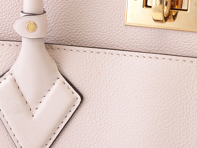 LOUIS VUITTON ルイヴィトン バッグ オンマイサイドMM M55802 LOUIS VUITTON ルイヴィトン バッグ オンマイサイドMM M55802