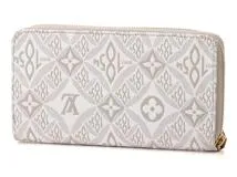 LOUIS VUITTON ルイヴィトン ジッピー・ウォレット モノグラム