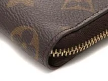 ルイ ヴィトン  LOUIS VUITTON  ジッピー・コインパース モノグラム M60067 ブラウン 【460】2147400252269