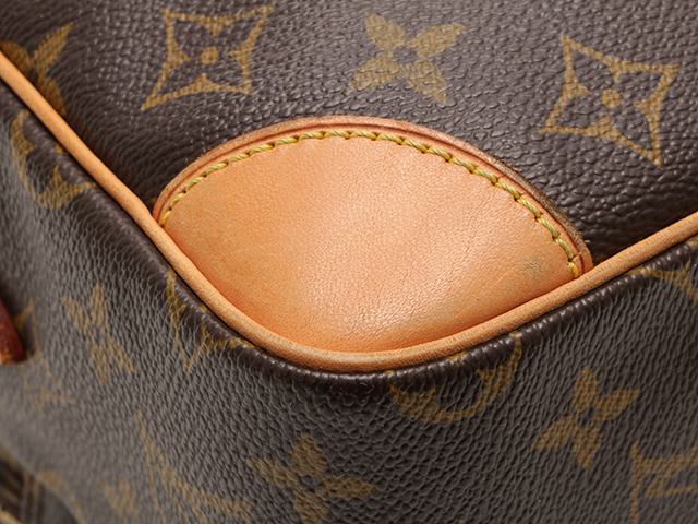 LOUIS VUITTON ルイ・ヴィトン ナイル モノグラム ショルダー