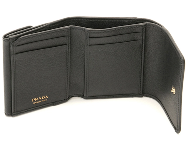 PRADA　プラダ　三つ折財布　1MH043 　ブラック レザー　2147400277637　【437】