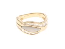 JEWELRY　ジュエリー　 　リング　K18 ゴールド　サイズ#11号  　コーラル/ダイヤモンド0.52ct   　重さ5.1g  【472】HA