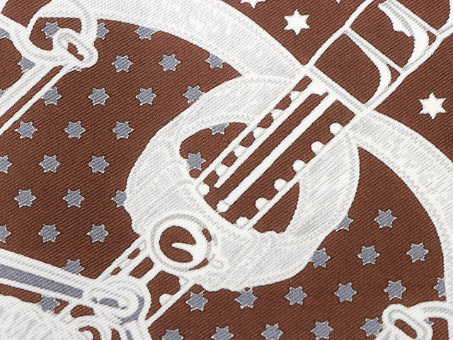 HERMES エルメス スカーフ カレ55 Eperon d'Or エトゥープ