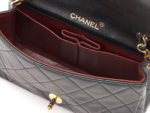CHANEL　シャネル　バッグ　ショルダーバッグ　フルフラップ ミニマトラッセチェーンショルダー　ブラック/ゴールド金具　ラムスキン　【436】