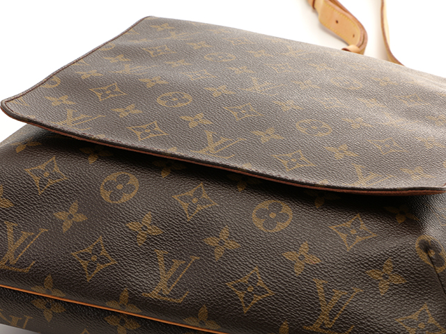 LOUIS VUITTON ルイ・ヴィトン ショルダーバッグ ミュゼット  