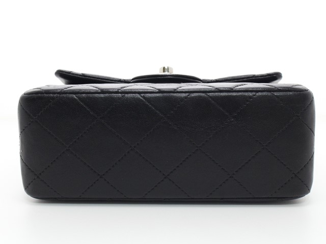 大人気！★ CHANEL ミニマトラッセ ラムスキン ショルダーバッグ シャネルミニ チェーンショルダー スクエア 42976 ブラック