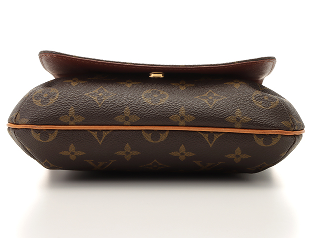 LOUIS VUITTON ルイヴィトン ミュゼット・サルサ ショート