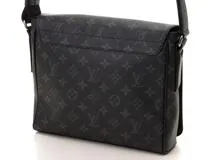 LOUIS VUITTON ルイヴィトン ディストリクトＰＭ ＮＭ モノグラム ...